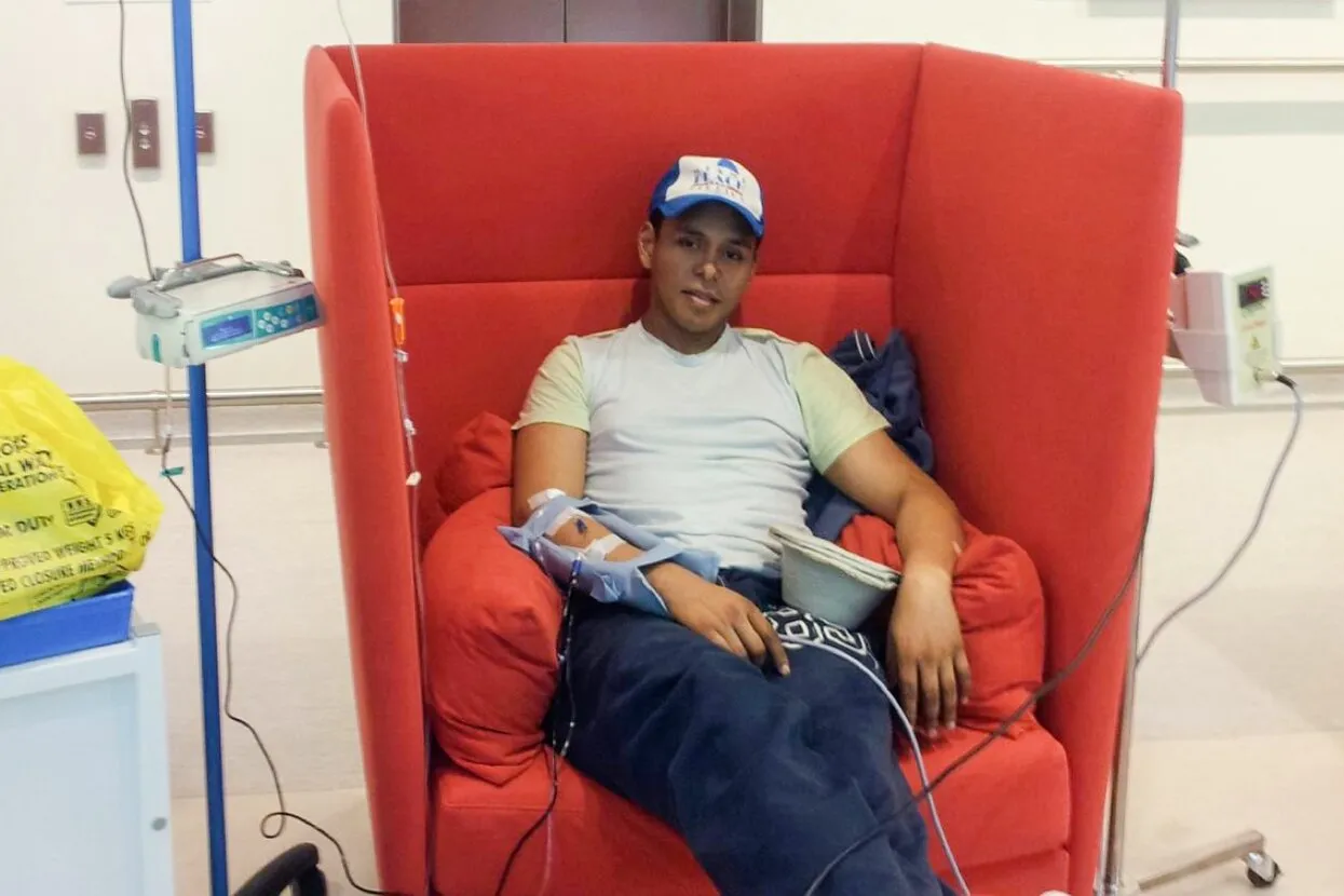 Страница Адама Кастильехо в Facebook