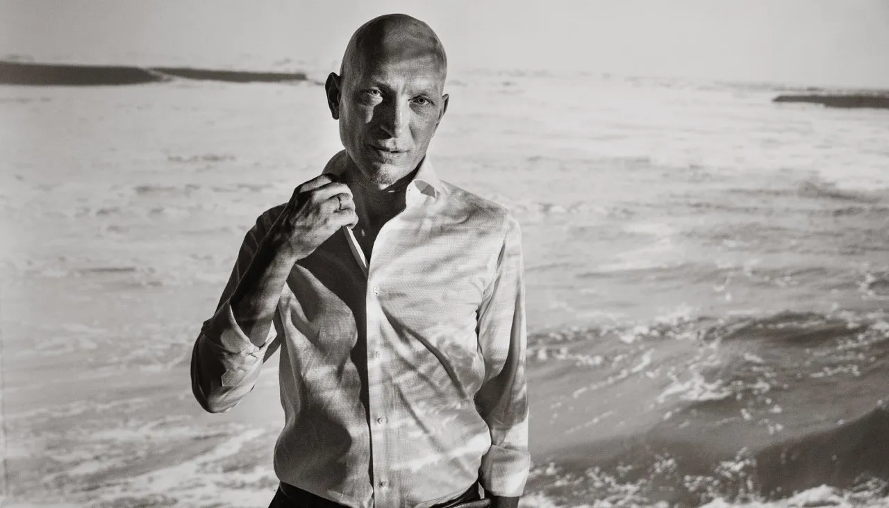 Владимир Петров