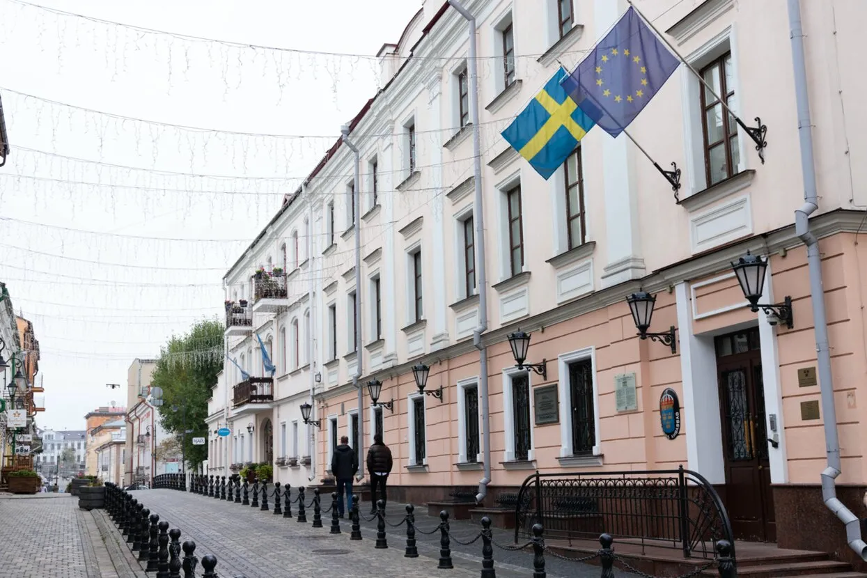 Vadi Fuoco / Shutterstock.com