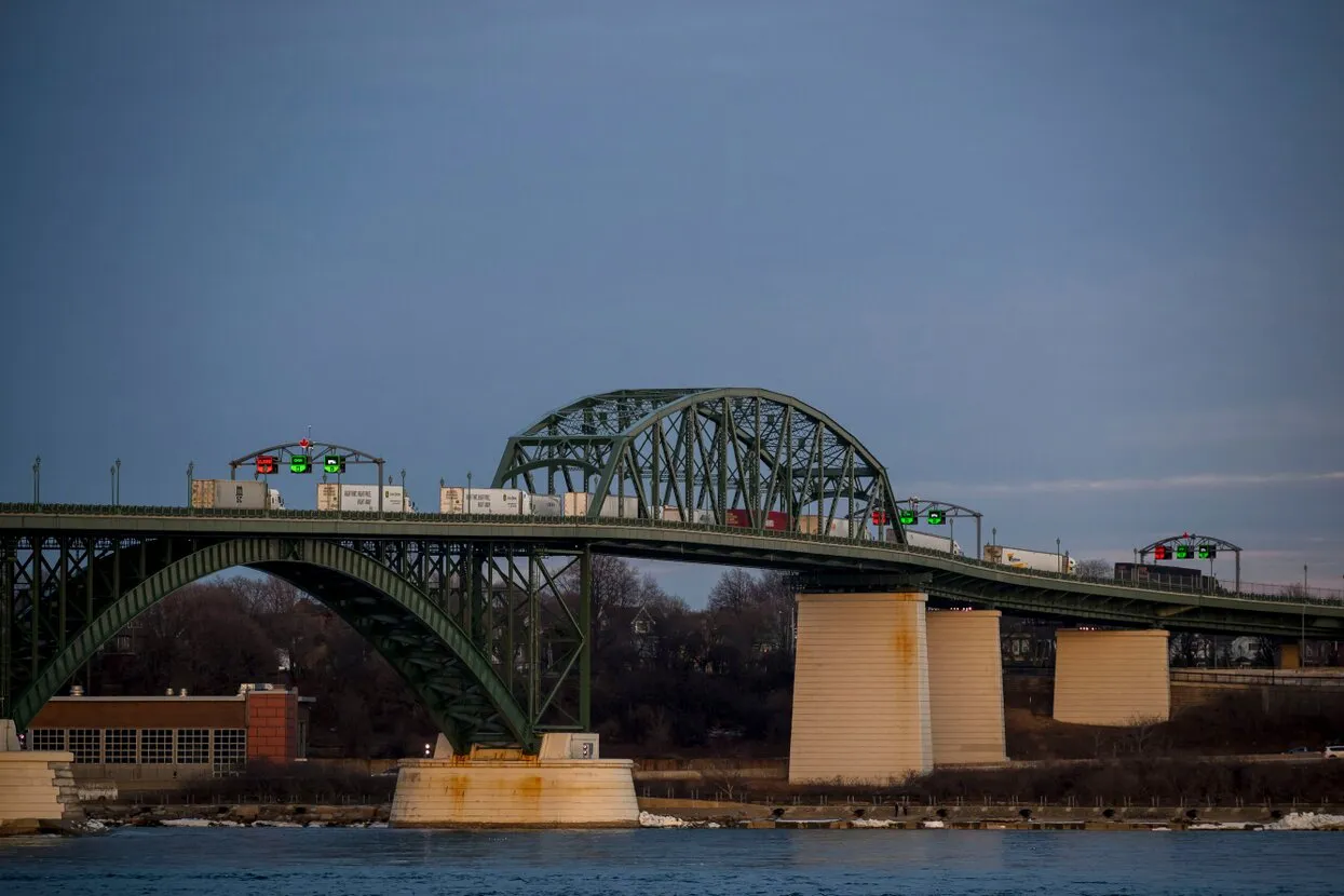 Christopher Katsarov Luna / Bloomberg / Getty Images