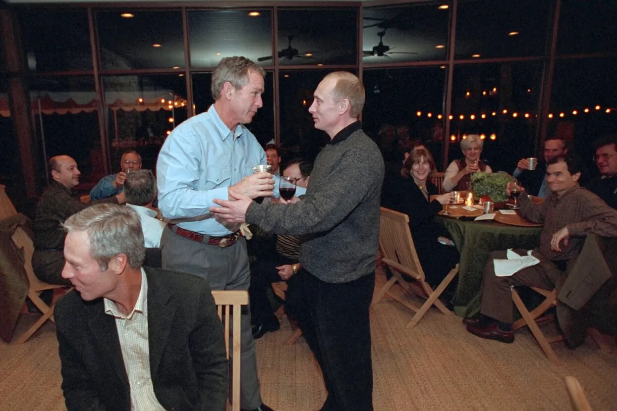 Eric Draper / Greg Mathieson / Mai / Getty Images